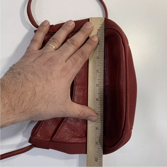 Fossil Red Morgan Pebbled Leather Zip Up Crossbody Shoulder Bag Purse Pockets - Picture 9 of 12